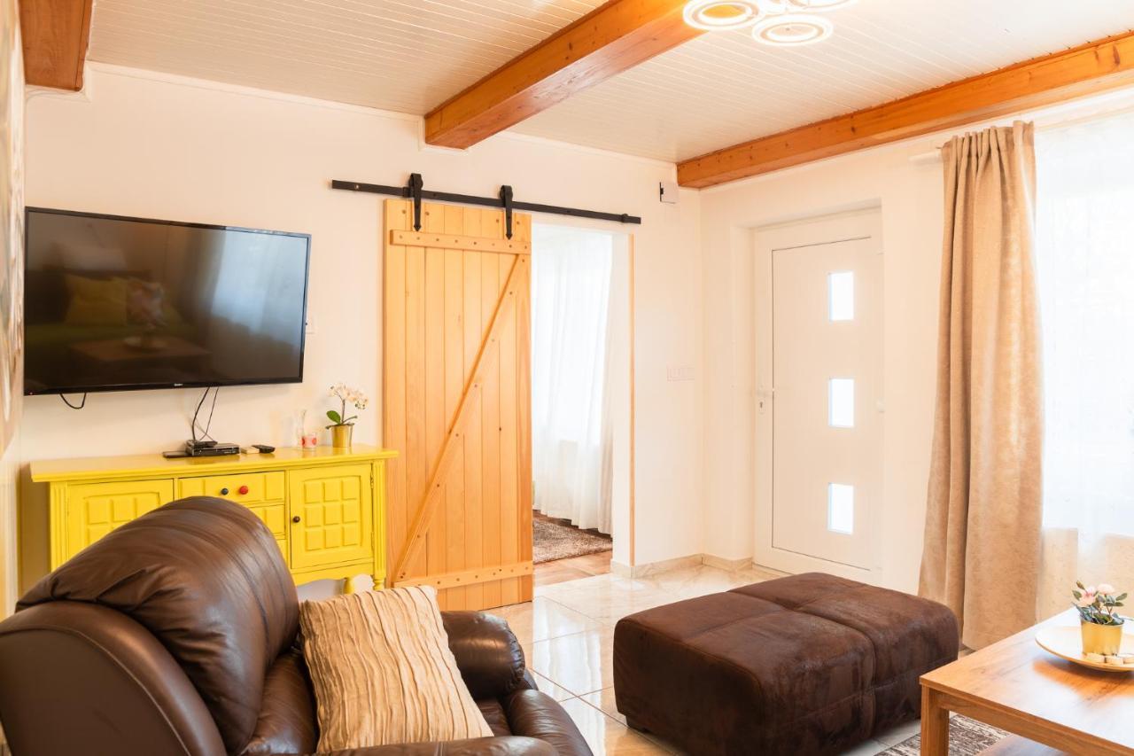 Apartmani Vesna Tuheljske Toplice Buitenkant foto